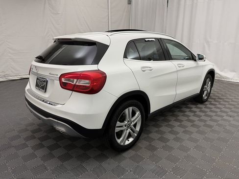 Used 2018 Mercedes-Benz GLA 250 4MATIC image 5