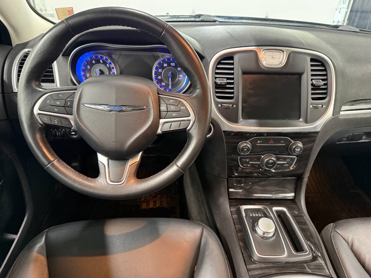 Used 2016 Chrysler 300 Limited w/ Driver Convenience Group AWD/4WD image 8