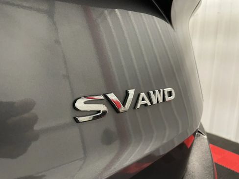 Used 2021 Nissan Rogue SV AWD/4WD image 14