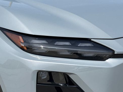 New 2026 Subaru Uncharted Premium FWD image 29
