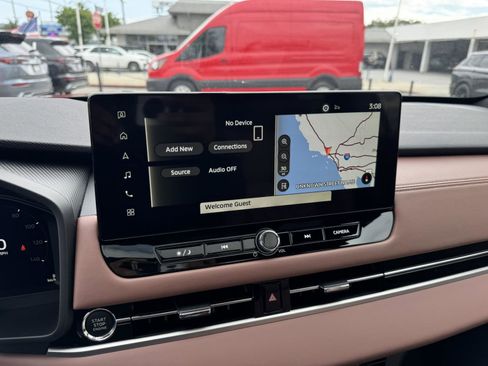 New 2025 Mitsubishi Outlander SEL image 22