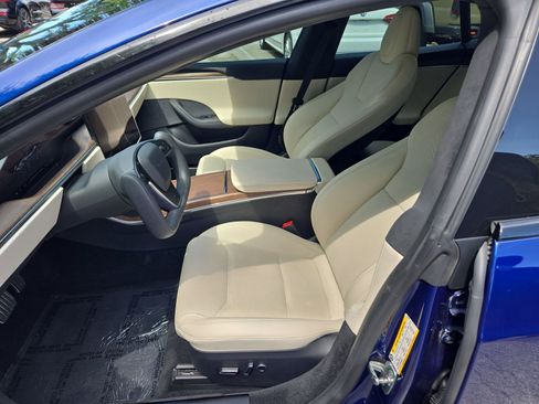 Used 2022 Tesla Model S AWD/4WD image 4