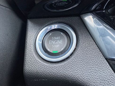 Used 2025 Buick Envista Sport Touring image 17