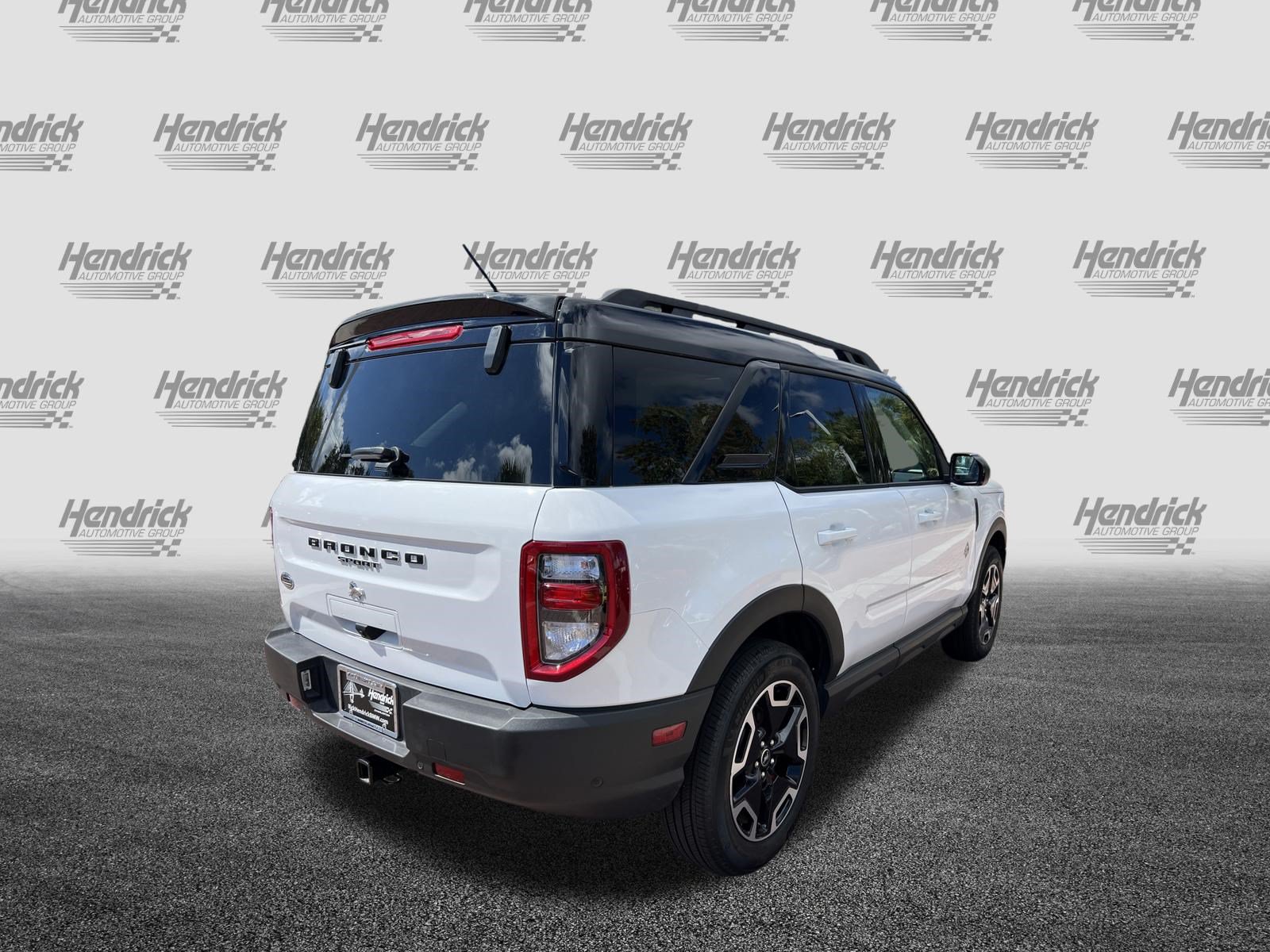 Used 2024 Ford Bronco Sport Outer Banks w/ Tech Package AWD/4WD image 10