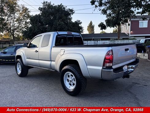 Used 2005 Toyota Tacoma PreRunner RWD image 4