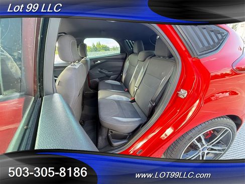 Used 2017 Ford Focus ST FWD image 40