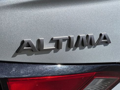 Used 2023 Nissan Altima 2.5 SV image 48