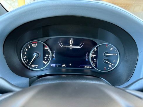 Used 2024 Buick Enclave Premium image 32