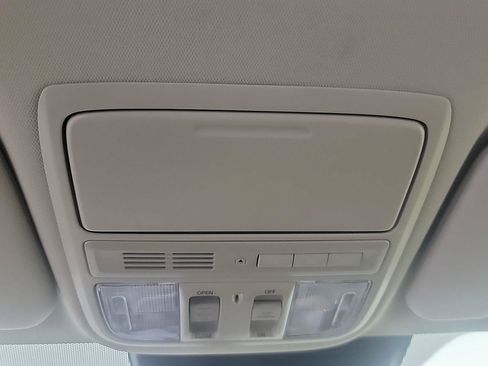 Certified 2021 Honda CR-V EX-L image 22