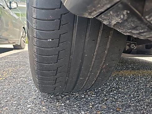 Used 2024 BMW X7 xDrive40i w/ Executive Package image 8