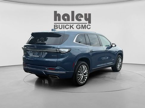 Used 2026 Buick Enclave Avenir w/ Super Cruise Package AWD/4WD image 5