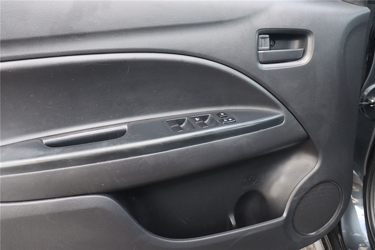 Used 2024 Mitsubishi Mirage ES FWD image 24