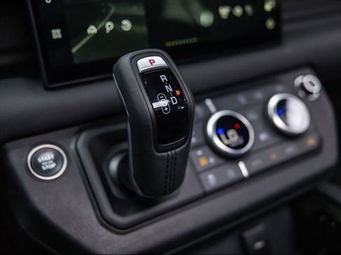 Used 2024 Land Rover Defender 130 Outbound image 29