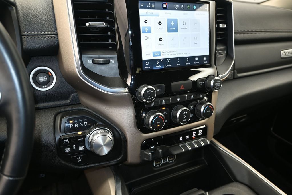 Used 2022 RAM 1500 Laramie AWD/4WD image 25