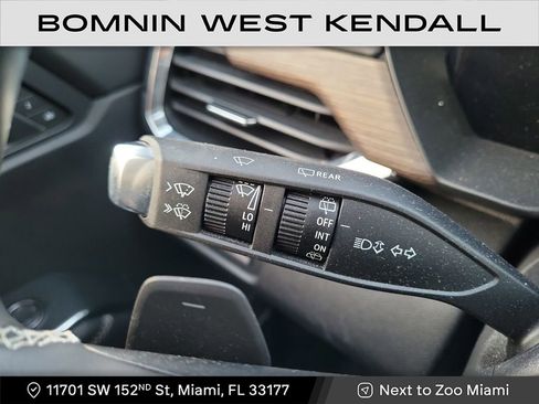Used 2024 GMC Acadia Denali image 14