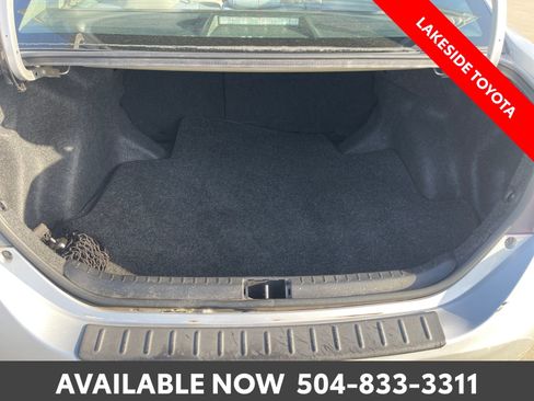 Used 2018 Toyota Corolla LE FWD image 20