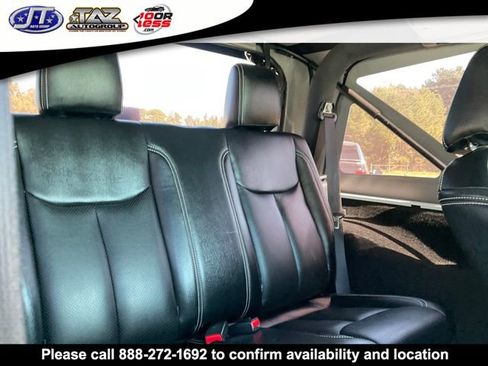 Used 2017 Jeep Wrangler Sahara w/ Connectivity Group image 12
