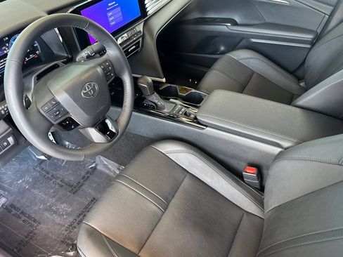 Used 2026 Toyota Camry XSE w/ Premium Plus Package FWD image 11
