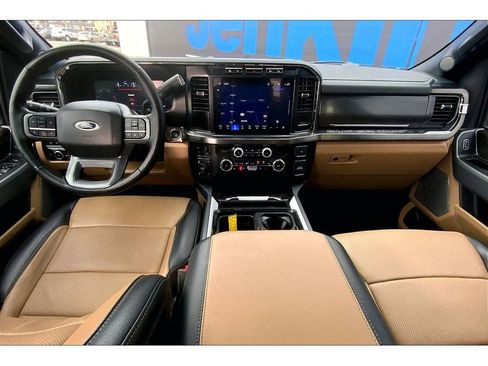 Used 2024 Ford F350 Lariat w/ Sport Appearance Package image 17