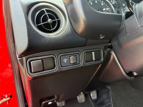 Used 1990 MAZDA MX-5 Miata RWD image 55