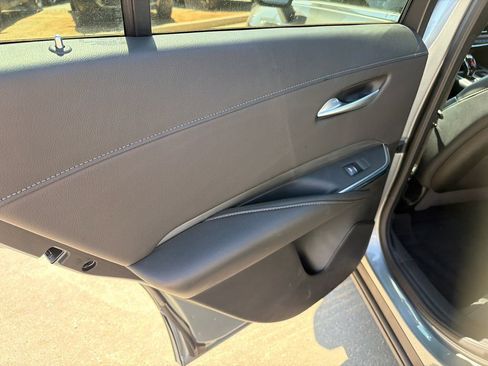 Used 2025 Cadillac XT4 Premium Luxury FWD image 21