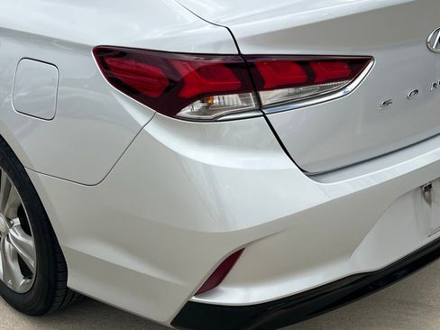 Used 2018 Hyundai Sonata Limited image 13