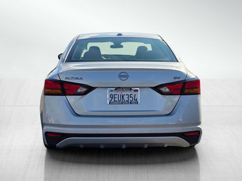 Used 2023 Nissan Altima 2.5 SV image 6