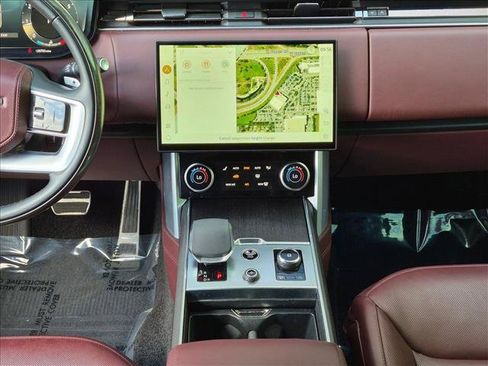 Certified 2023 Land Rover Range Rover Autobiography AWD/4WD image 15