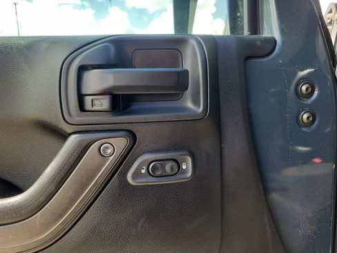 Used 2017 Jeep Wrangler Unlimited Sport w/ Quick Order Package 24S image 21