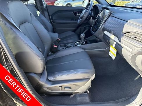 Used 2025 Subaru Forester Limited image 15