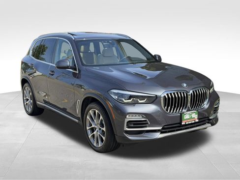 Used 2019 BMW X5 xDrive40i w/ Convenience Package AWD/4WD image 3
