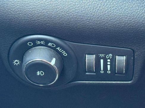 Used 2022 Jeep Compass Limited AWD/4WD image 21