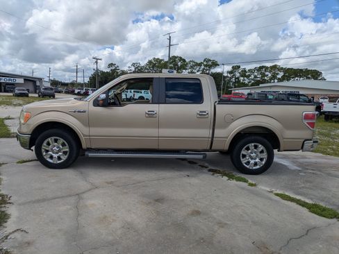 Used 2011 Ford F150 Lariat w/ Lariat Chrome Pkg RWD image 7