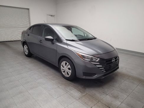 Used 2025 Nissan Versa S w/ Trunk Package FWD image 13