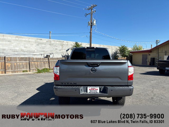 Used 2018 Nissan Titan SV w/ SV Convenience Package AWD/4WD image 6