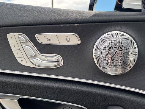 Used 2019 Mercedes-Benz E 300 4MATIC image 30