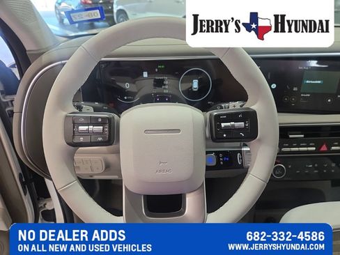 Used 2026 Hyundai Palisade SEL FWD image 14