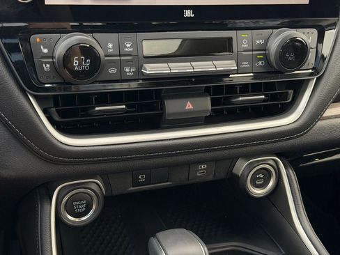 Used 2025 Toyota Grand Highlander Limited image 44