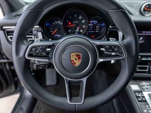 Used 2021 Porsche Macan AWD/4WD image 26