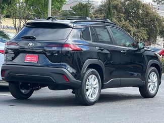 New 2026 Toyota Corolla Cross LE video 3