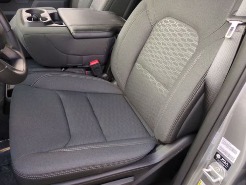 New 2026 RAM 1500 Express image 16