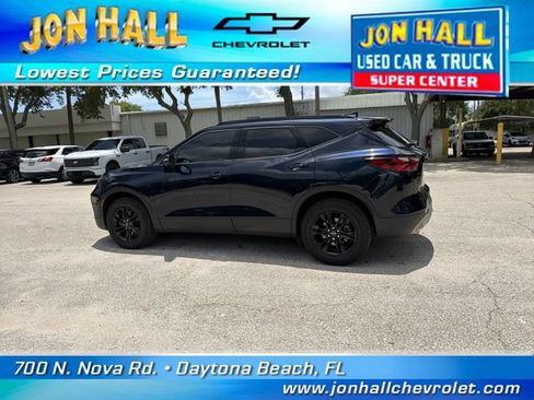 Used 2020 Chevrolet Blazer LT w/ Sound & Technology Package FWD image 5