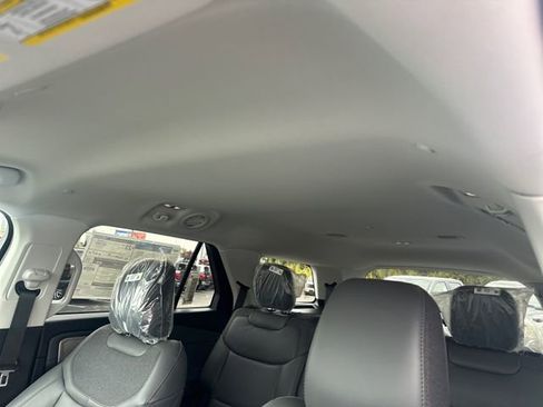 New 2026 Ford Explorer Active w/ Active Comfort Package image 28