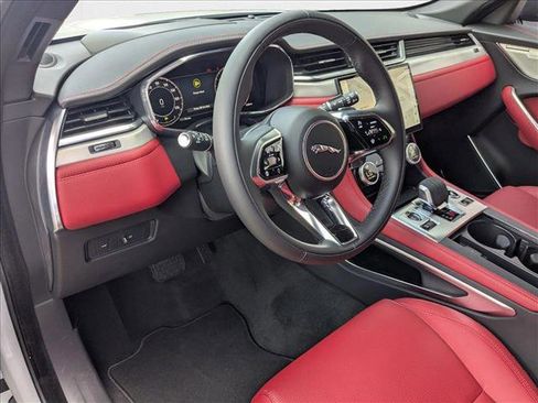 New 2026 Jaguar F-PACE R-Dynamic S image 3