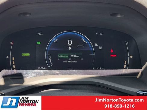 Used 2025 Toyota Camry LE FWD image 16