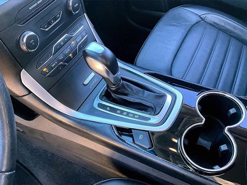 Used 2017 Ford Edge SEL w/ Equipment Group 201A image 14