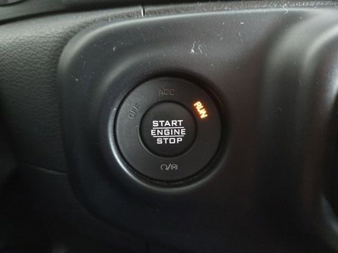 Used 2022 Jeep Wrangler Unlimited Rubicon 4xe w/ Dual Top Group image 17