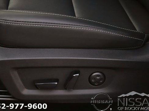New 2026 Nissan Murano Platinum AWD/4WD image 17