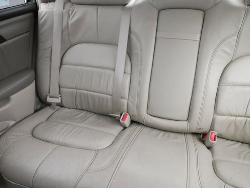 Used 2003 Cadillac De Ville DHS w/ Safety & Security Package image 12