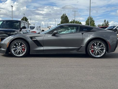 Used 2016 Chevrolet Corvette Z06 w/ 3LZ Preferred Equipment Group RWD image 7